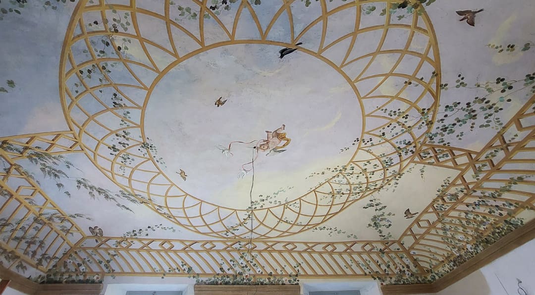 Voliera